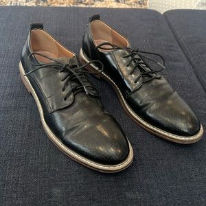 Madden men’s 8.5 black suede lace up shoes